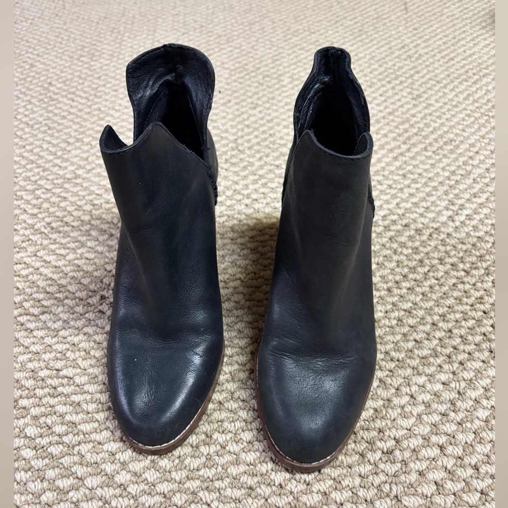 Crown Vintage black leather booties